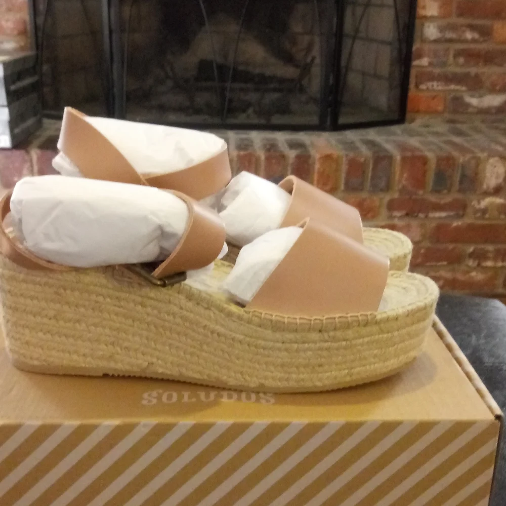 Soludos Wedges - Picture 12 of 15